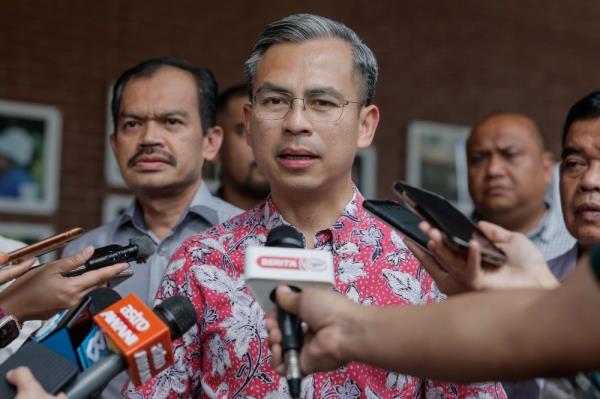 Fahmi: Puspal将于下周提交改善外国艺术家演出批准指南的建议 