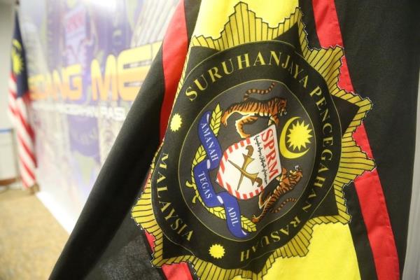 Sabah MACC nabs seven people, smashes syndicate impersonating senior govt officers