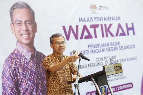 Fahmi: UiTM to get 10 of Musk’s Starlink devices 