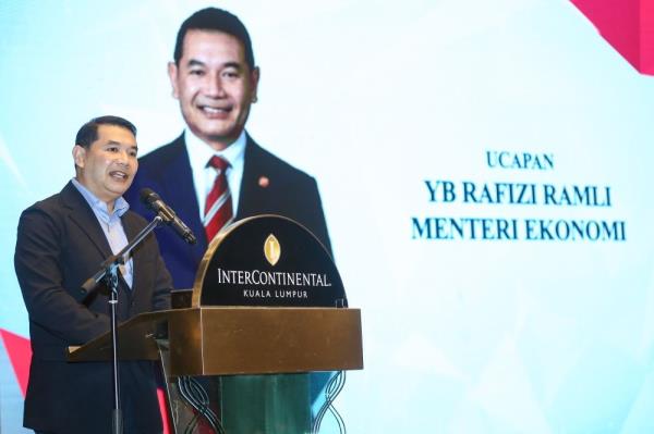 Rafizi confident of cooperation with Umno in unity govt, tells PAS’ Tuan Ibrahim times have changed