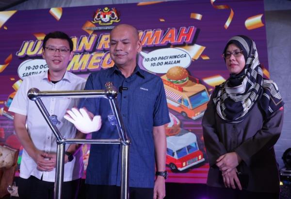 Domestic Trade Ministry cripples syndicate with seizure of about 47,000 litres of misappropriated diesel in Johor