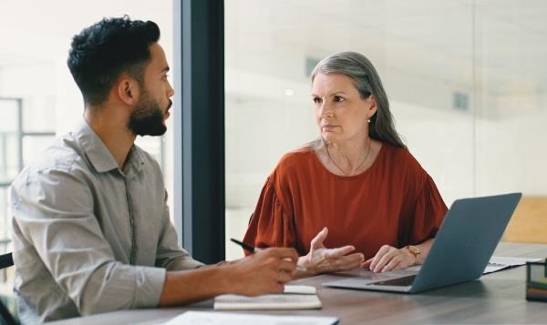 Managing up: The art of managing your relationship with your supervisor (VIDEO)