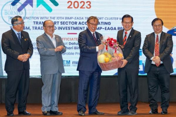 Premier: Sarawak’s acquisition of MASwings enables regional airline service