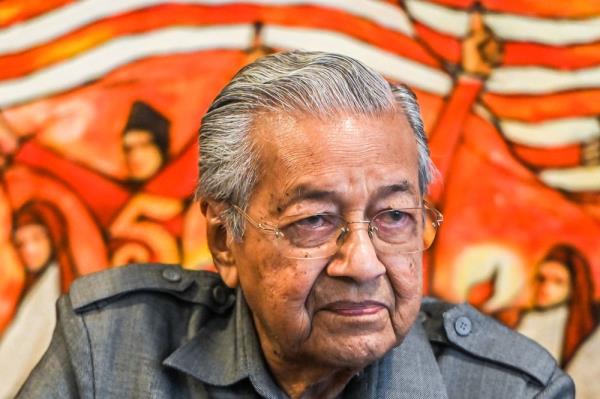 Nur Jazlan hits out at Dr Mahathir for continued efforts to destroy his former party Umno